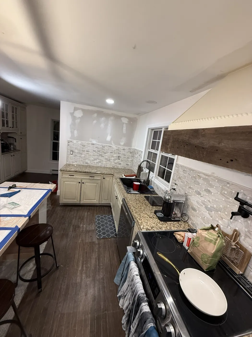 Kitchen walls and backsplash during installation